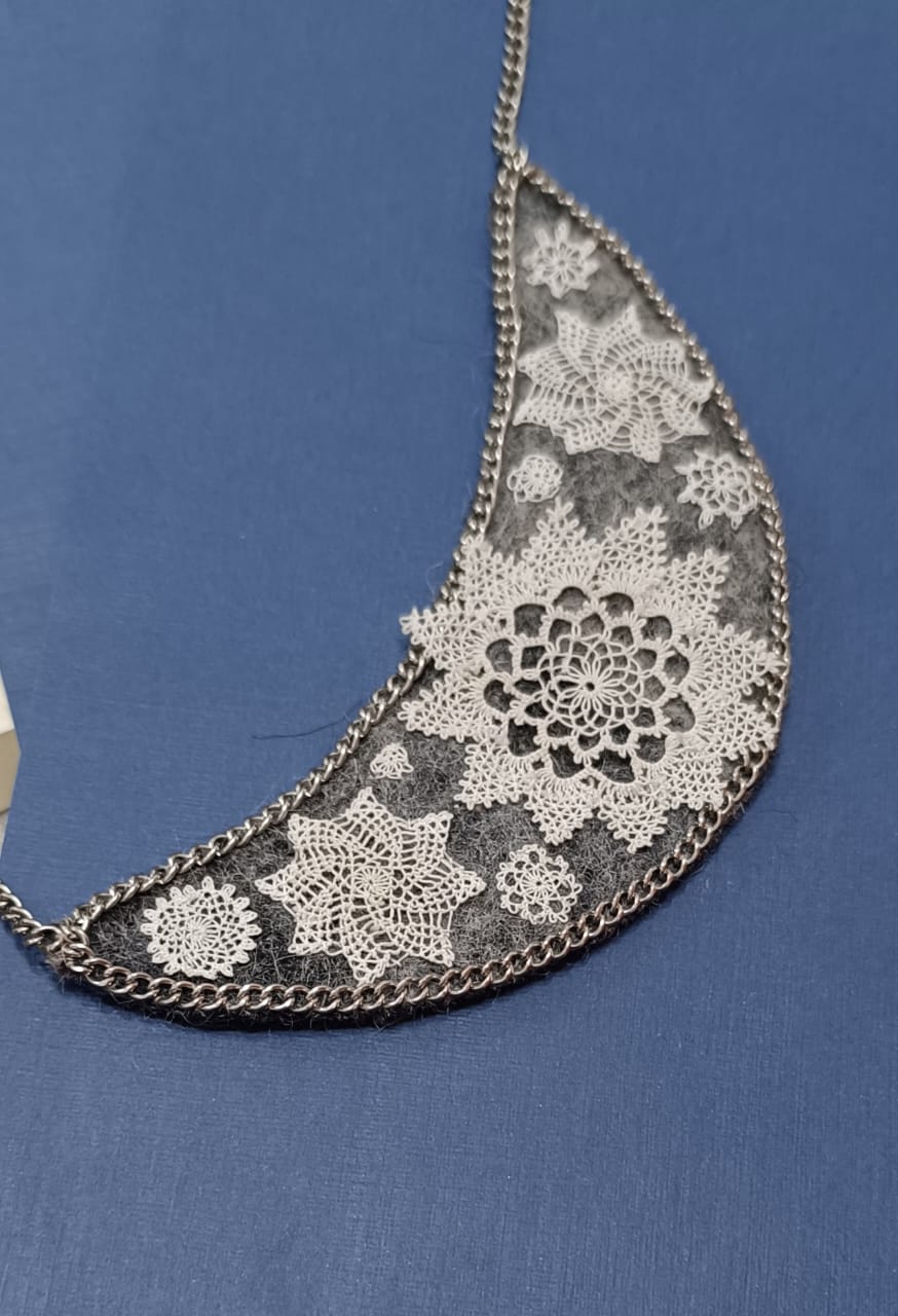 Վանի ասեղնագործ ժանյակների փաթիլներ